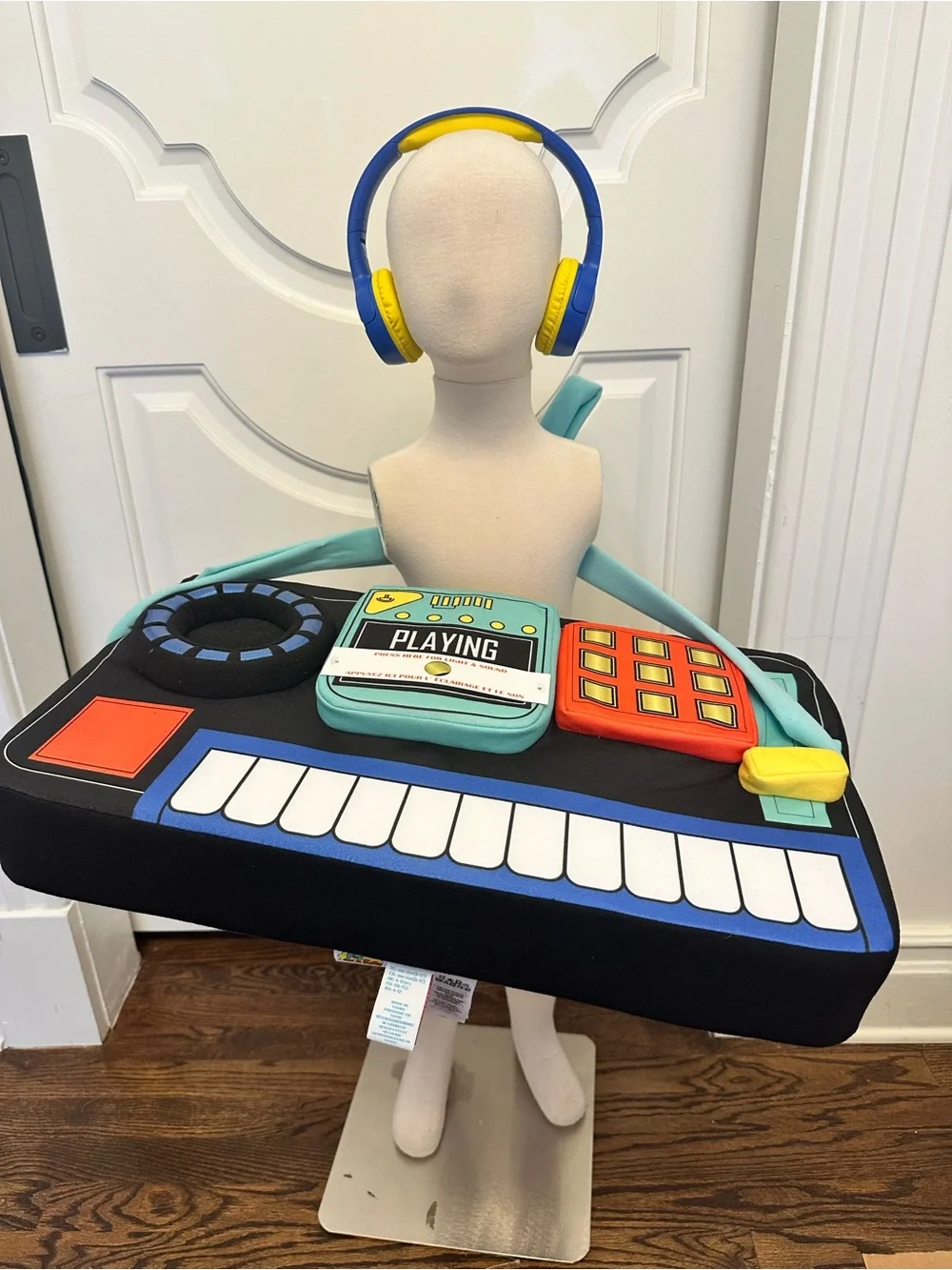DJ Music Dance Party Kids 6-12 Costume Lights Sounds Headphones NEW